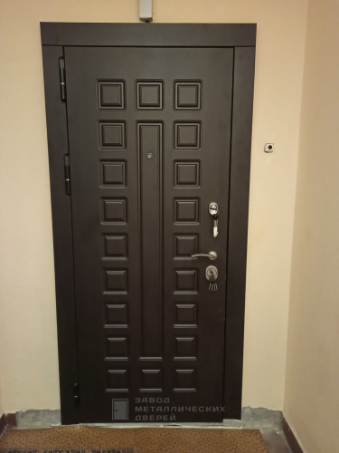 Фото двери в квартиру №42